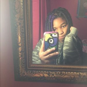 Meet your Posher, Lania